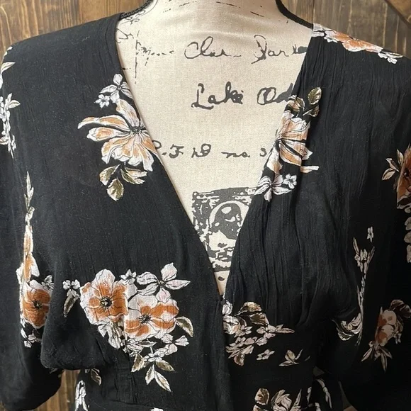 FAITHFULL THE BRAND Eze Wrap Dress - Picture 7 of 10